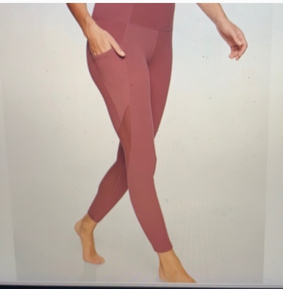 Athleta Salutation Stash Pocket II Tight Rose Pink Leggings